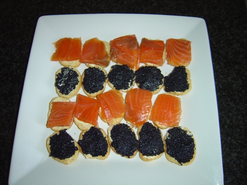 tostadas-salmoncaviar-520×378.jpg