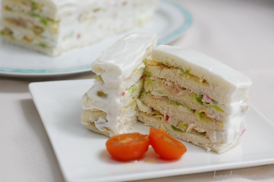 Pastel de verano con pan de molde