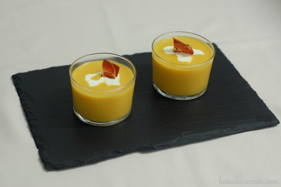 Crema de calabaza y crujiente de jamón