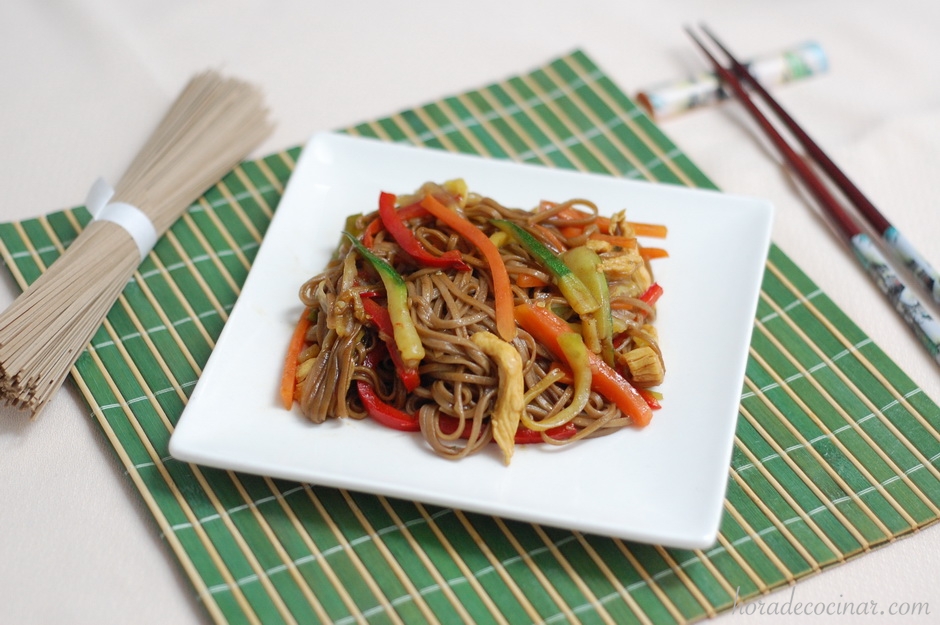 Fideos Yakisoba