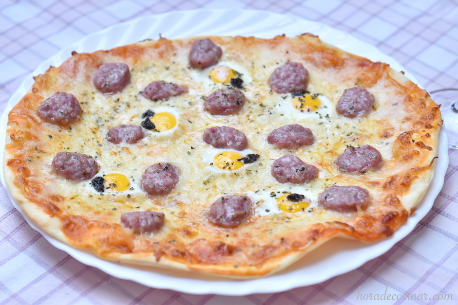 Pizza con longaniza de Graus