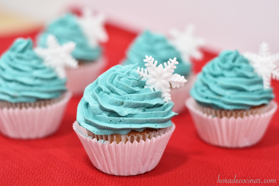 Cupcakes de jijona con copo de nieve