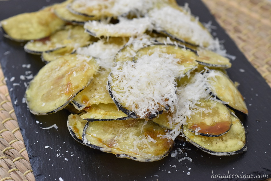 Berenjenas con miel de caña y parmesano