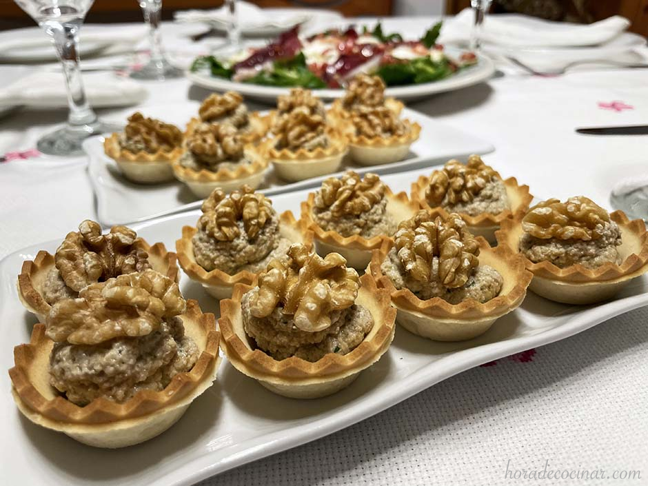 TARTALETAS DE PATE DE ACEITUNAS